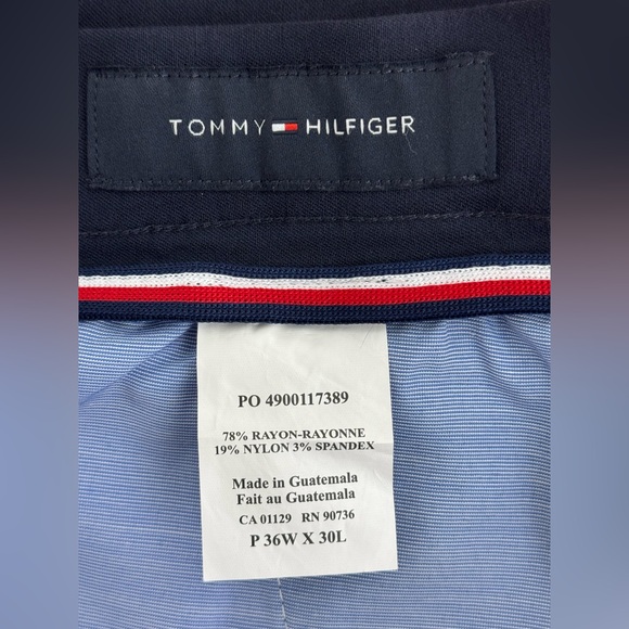 Tommy Hilfiger Men’s Flat Front, Straight Leg Casual Slacks, Navy Size 36x30 - Picture 9 of 9